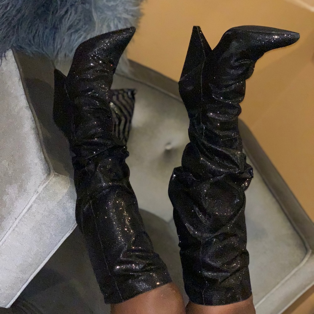 Boots - Picture 2 of 4